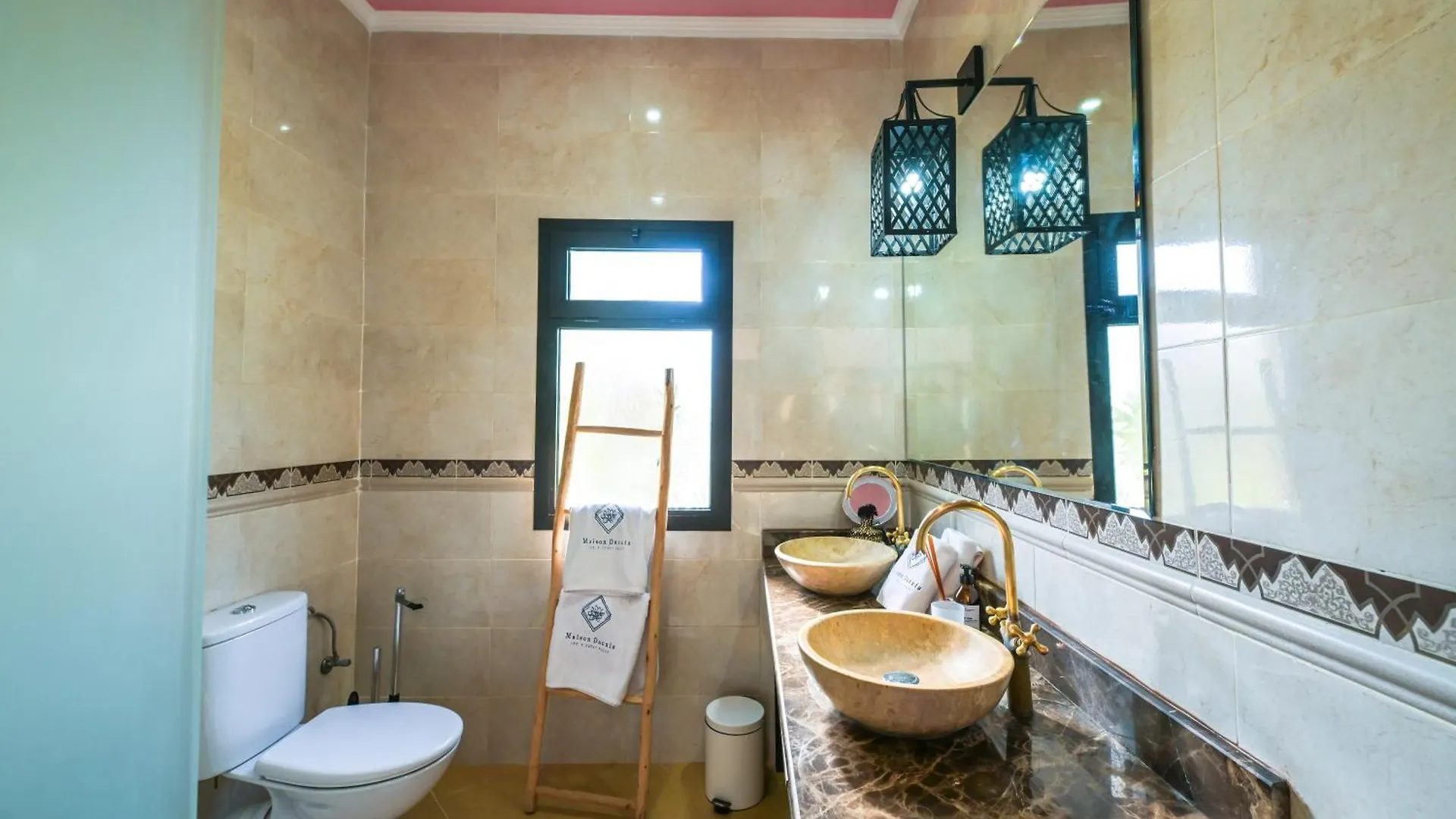 Maison Daouia Ouled Jelal Guest house